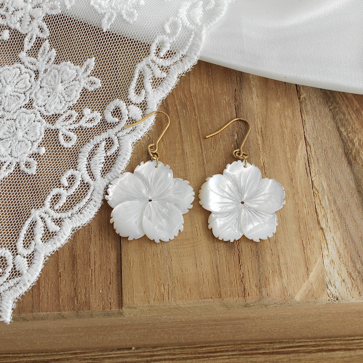 Boucles d’oreilles Églantine